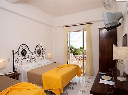 Belsole Hotel 3*